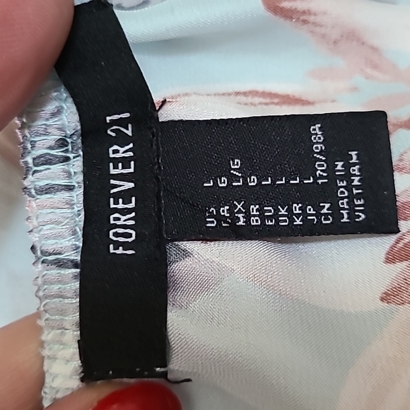 Mother's Day Top Size Large Pastel Floral Off Shoulder Ruffle Bellsleeves Pretty - Picture 4 of 5